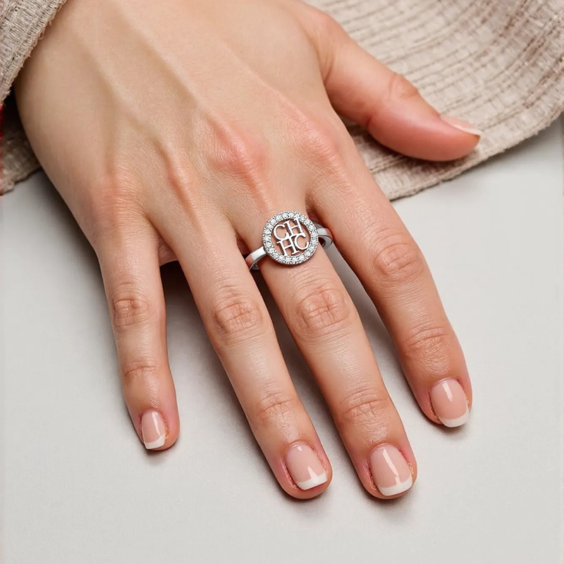 CH Two-Tone Zircon Hollow Lett - Cosplay Prop Designer recensione e prezzo