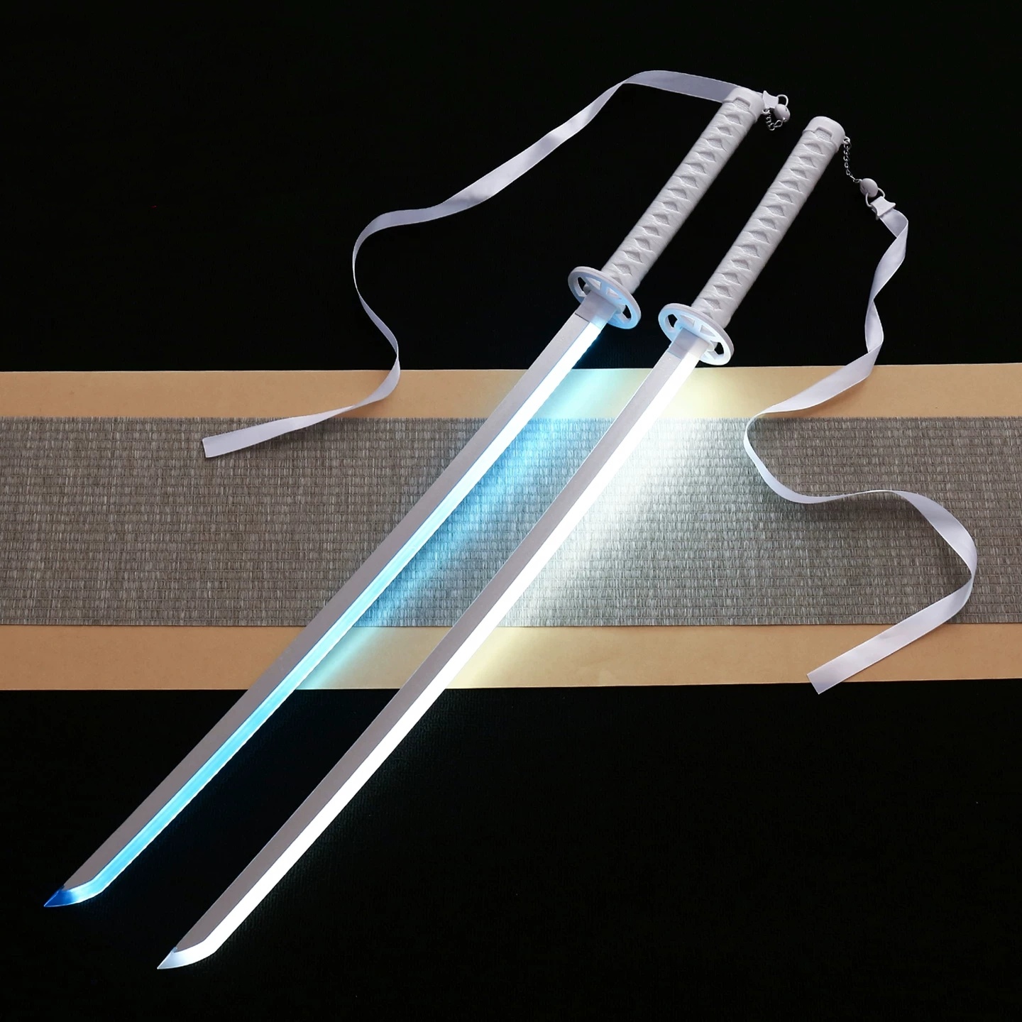 40inch Glow Bleach Katana Led  - Cosplay Prop Katana recensione e prezzo