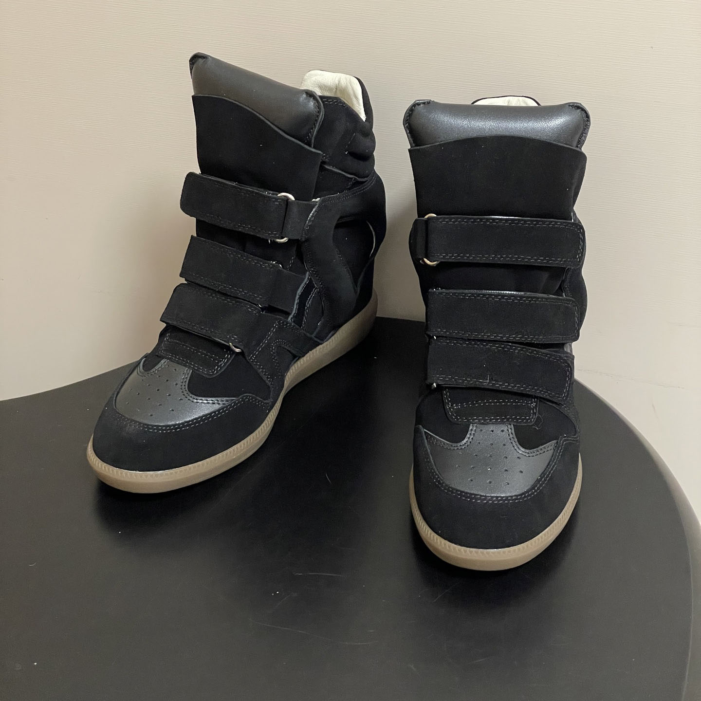 Women's Suede Leather Wedge Sn - Velcro Hook Loop recensione e prezzo