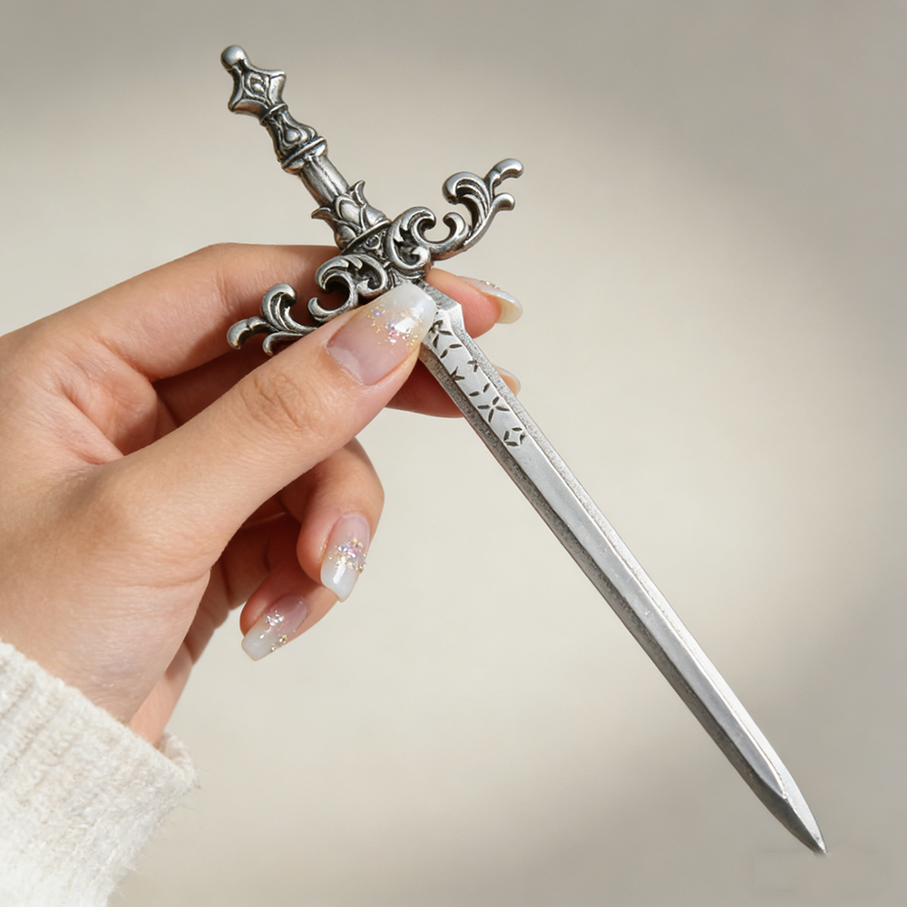 1pc Silver-Tone Sword Hair Sti - Cosplay Prop Dagger recensione e prezzo